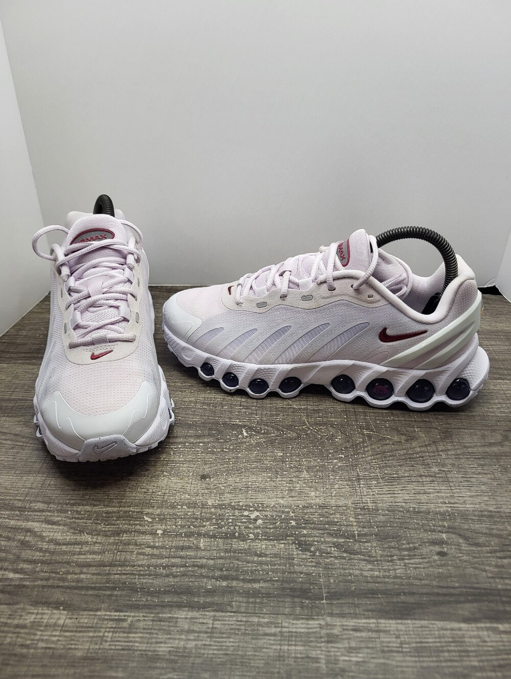 Nike Air Max Dn 8 Light Pink White Mesh Unisex Kids Athletic Sneakers 6 Y